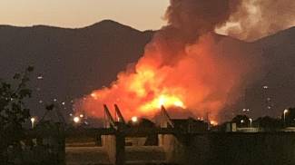 L&#39;incendio (foto Bongianni/Germogli)